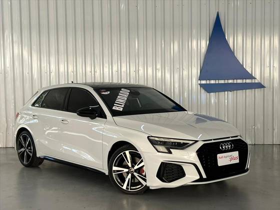 AUDI A3 2.0 40 TFSI MHEV SPORTBACK PERFORMANCE BLACK S-TRONIC